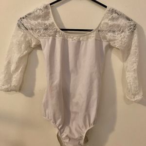 Class In - Elegant White Lace Sleeved Leotard